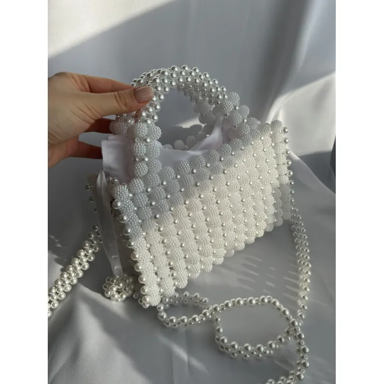 Сумка из акриловых бусин ежевика и имитация жемчуга