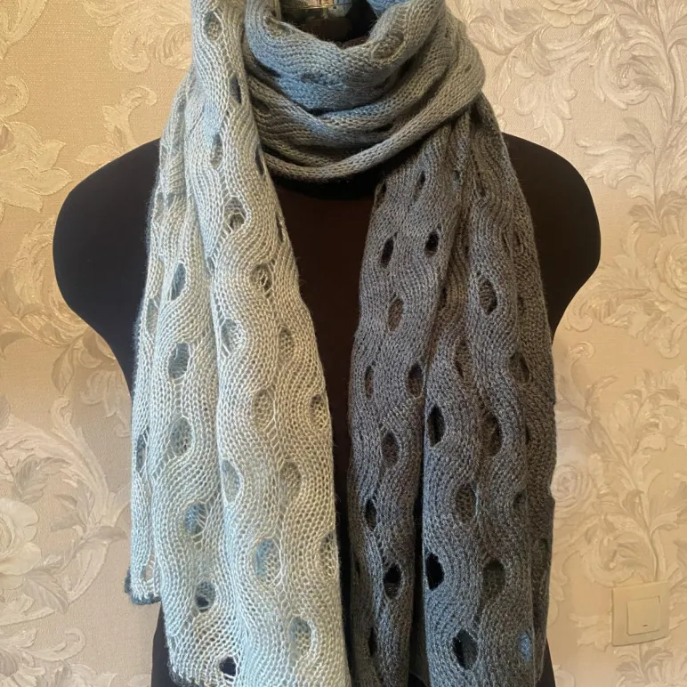 Шарф палантин вязаный