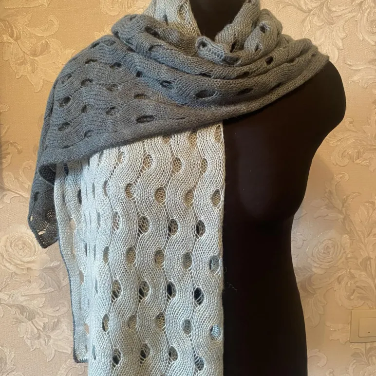 Шарф палантин вязаный