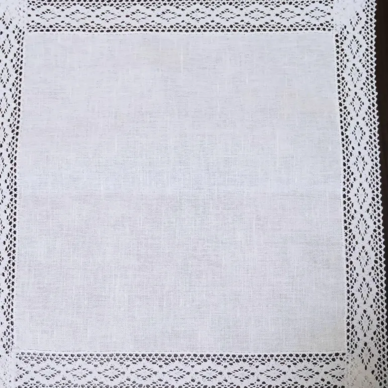 Льняная салфетка 45х45 см с кружевом по краю. Ручной крой. Комплект 4 шт.