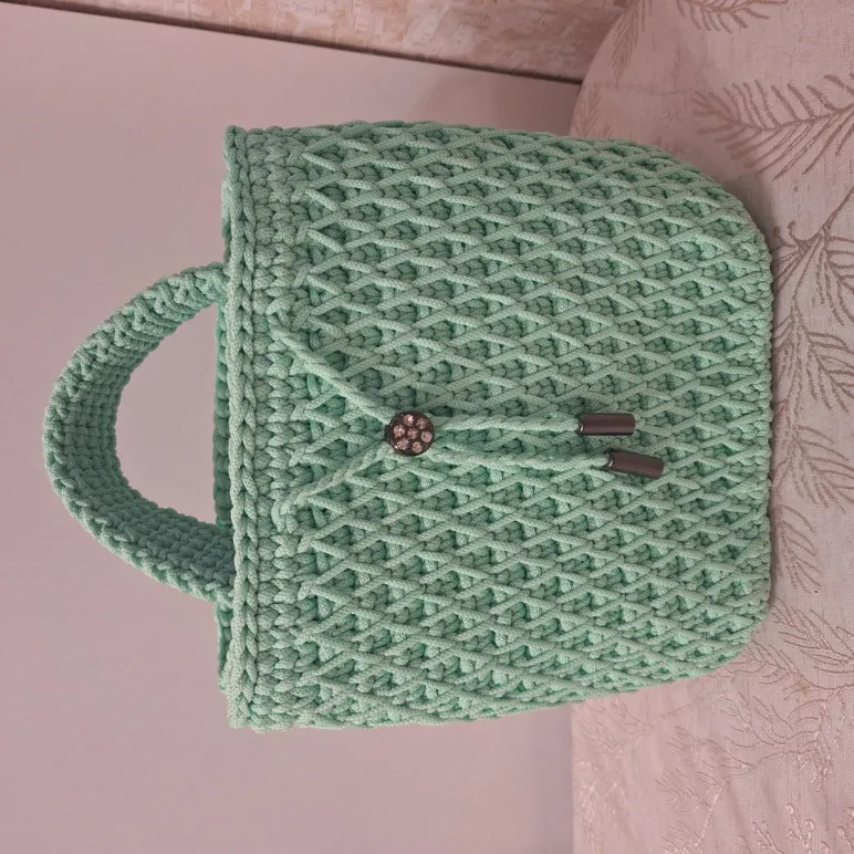 Сумка вязаная крючком