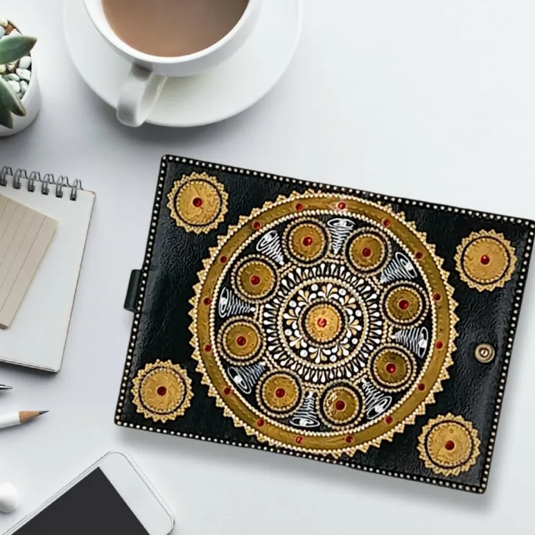 Портмоне. Обложка для документов/автодокументов "Денежная мандала" из натуральной кожи