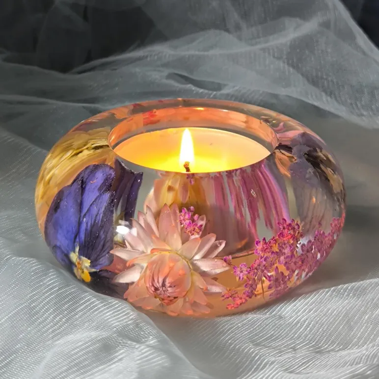 Большой подсвечник с цветами для чайной свечи