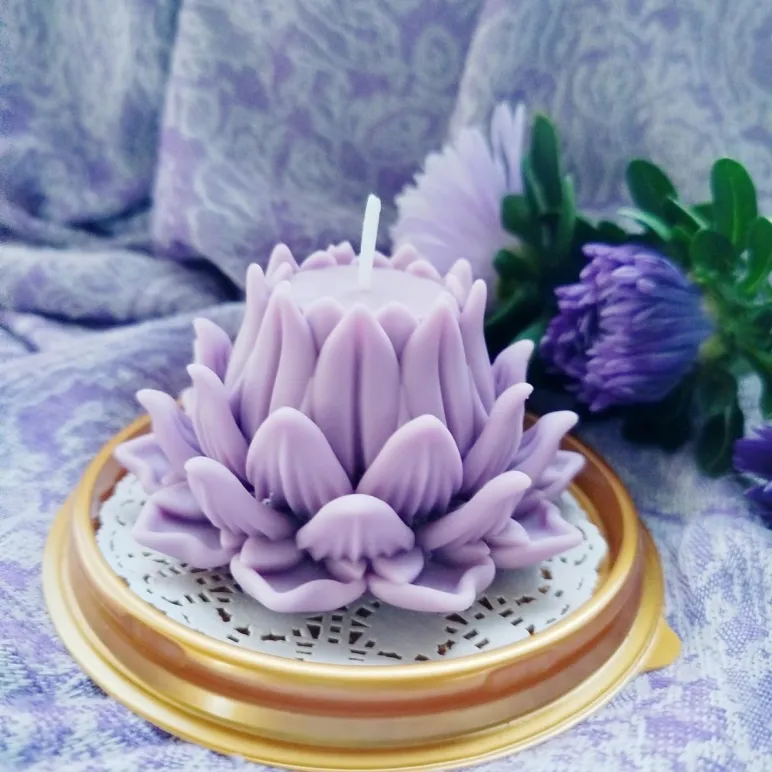 Свечи восковые формовые подарочные