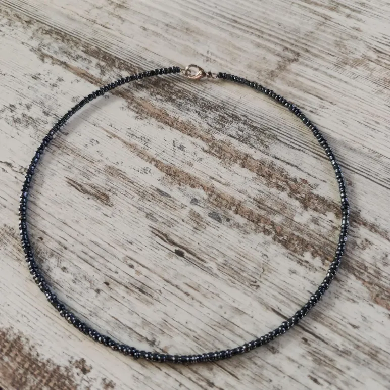 Чокер из гематита