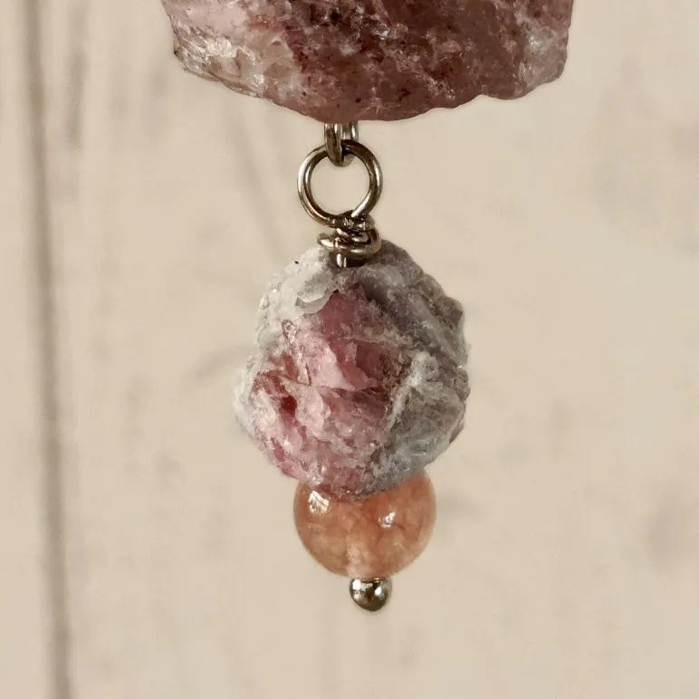 Подвеска с турмалином и гелиолитом