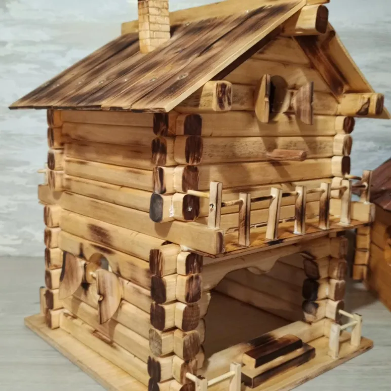 Кормушка- скворечник