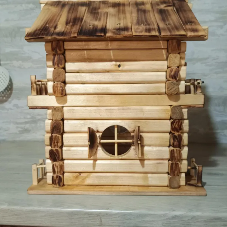 Кормушка- скворечник