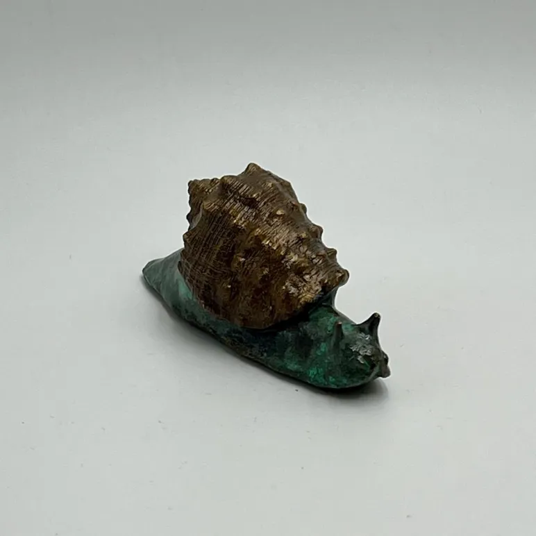 Статуэтка из бронзы Улитка