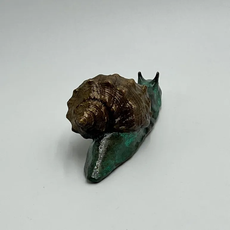 Статуэтка из бронзы Улитка