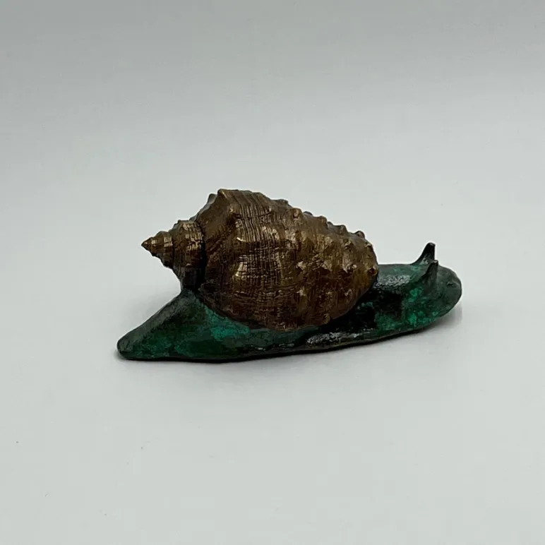 Статуэтка из бронзы Улитка