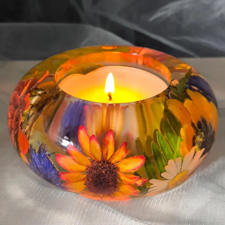 Большой подсвечник с цветами для чайной свечи