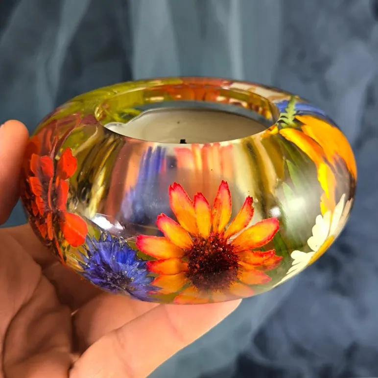 Большой подсвечник с цветами для чайной свечи