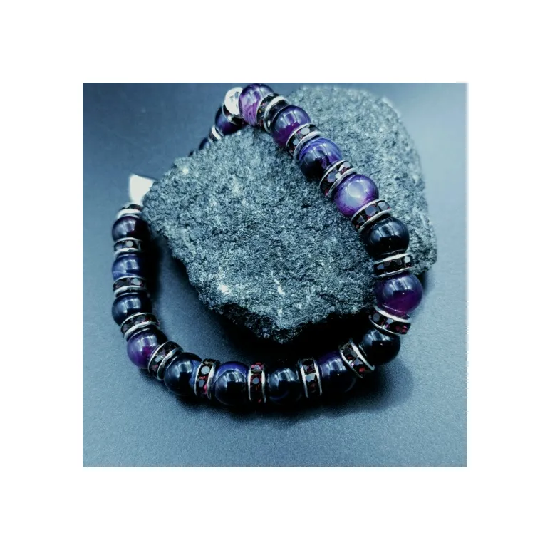 Браслет из агата со вставками