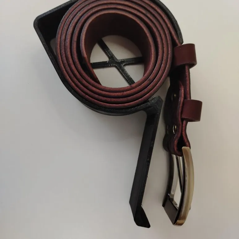 Ремень кожаный