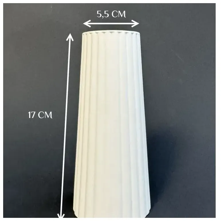 Интерьерная ваза ДЕКОР67 "Рельеф", гипс 17 см., белая, классическая, ручная работа
