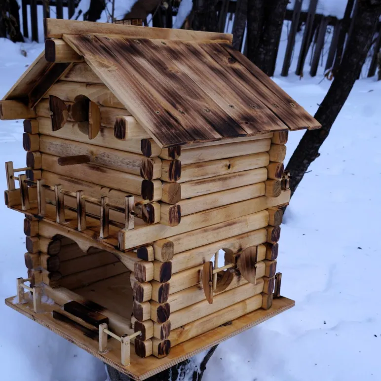 Кормушка- скворечник