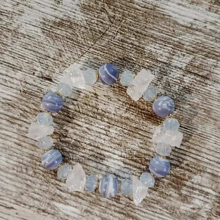 Браслет из агата, кварца и опалита