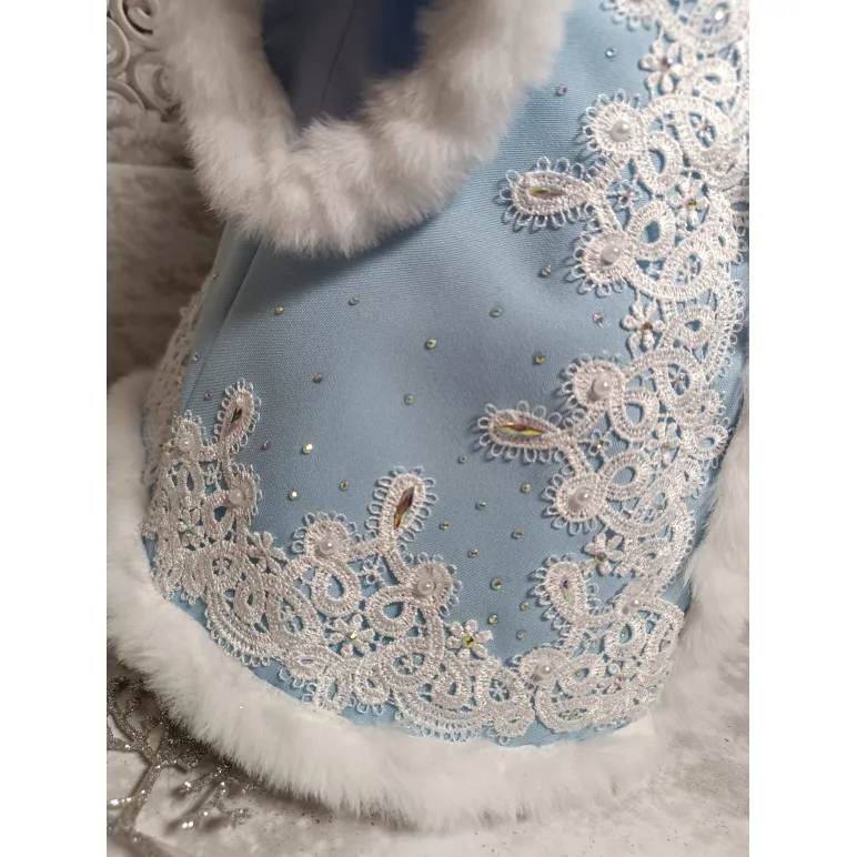 Кукла ручной работы "Снегурочка" В русском традиционном костюме