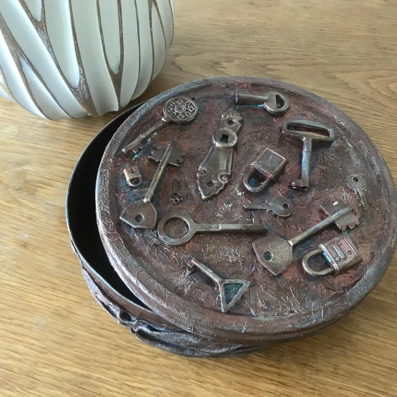 Подарочная коробка "Ключи"