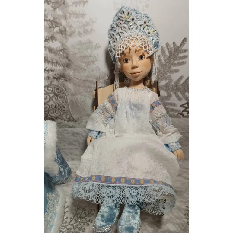 Кукла ручной работы "Снегурочка" В русском традиционном костюме