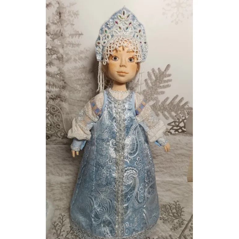 Кукла ручной работы "Снегурочка" В русском традиционном костюме