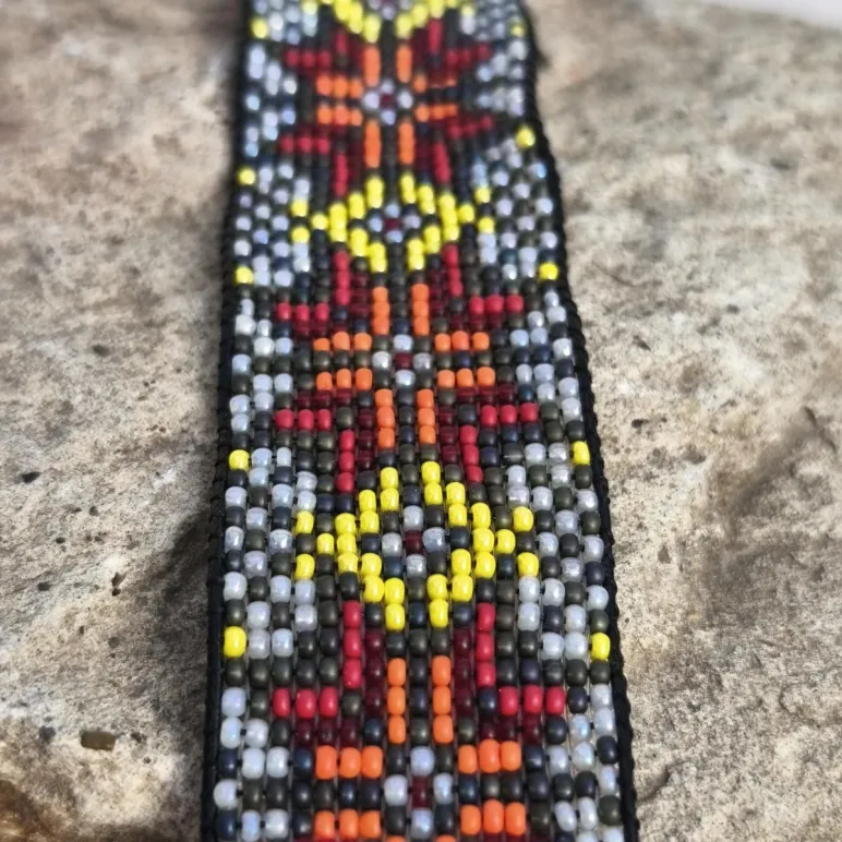 Браслет- манжета этнический с солярным символом, из бисера