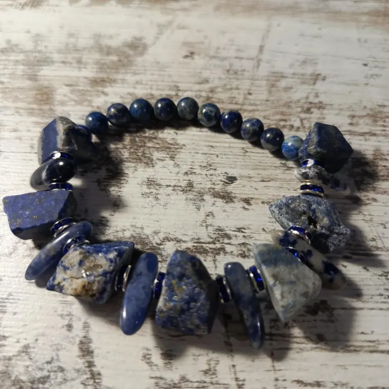 Браслет из лазурита и содалита