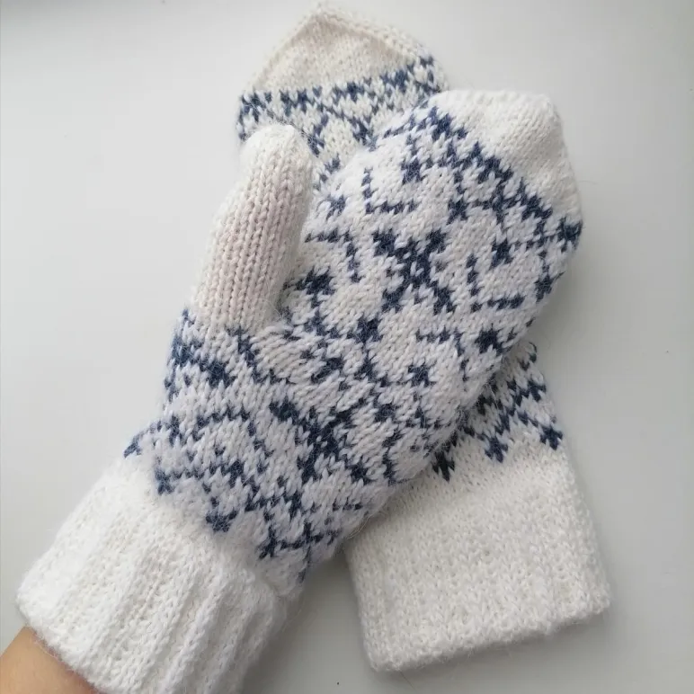 Варежки "Снегопад"