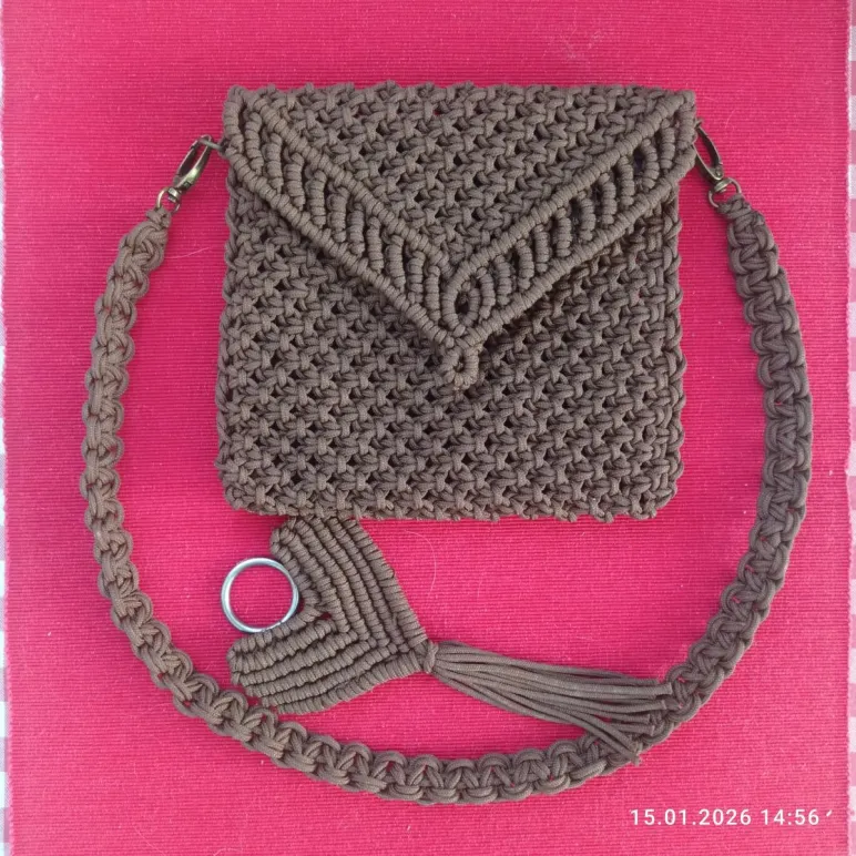 Сумка-клатч в технике макраме