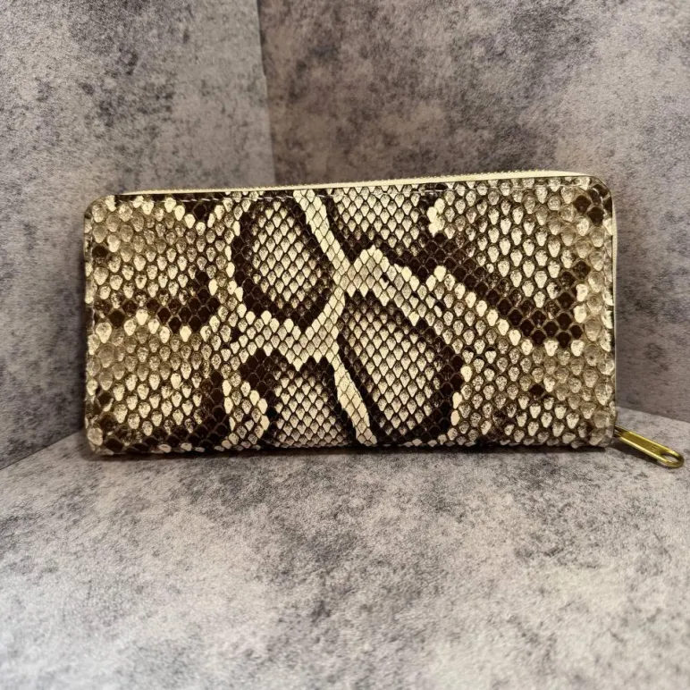 Кошелек из натуральной кожи питона