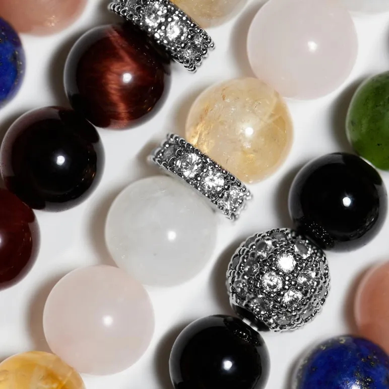 Браслет из натуральных камней - Горлица. Талисман любви и гармонии.