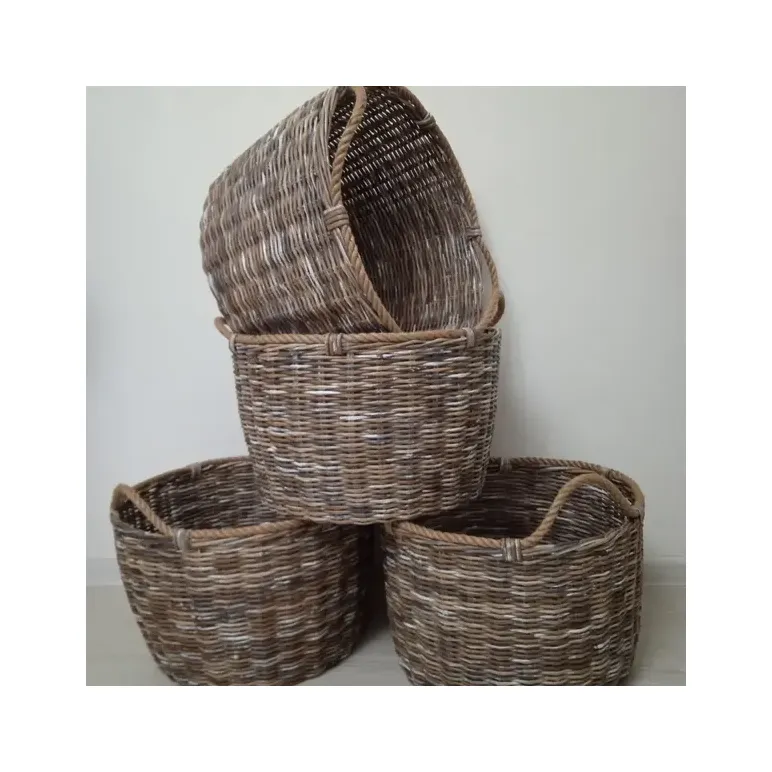 Корзина плетёная