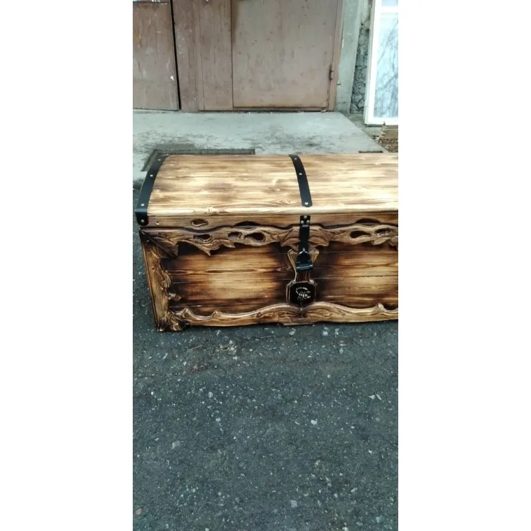 Сундук из массива