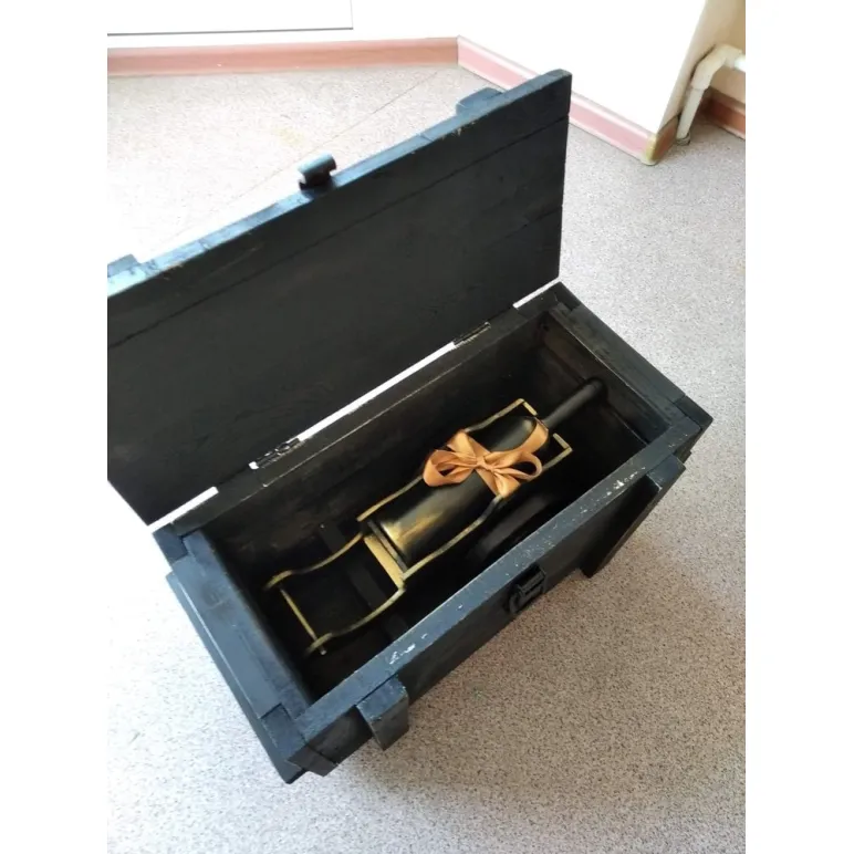 Подставка для бутылки пушка в декоративном ящике, сувенир