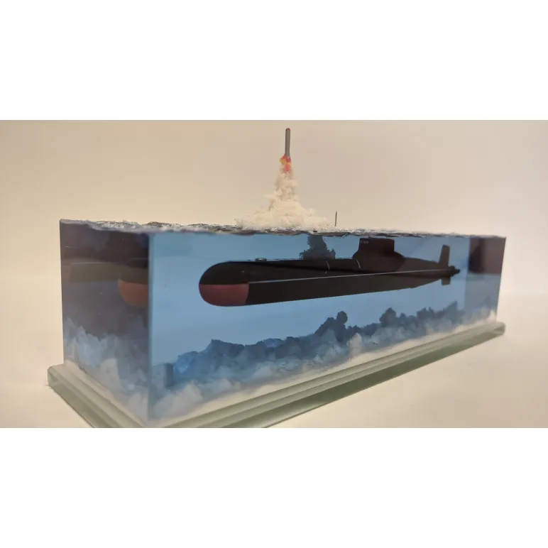 Подводная лодка 941 "Акула" с пуском МБР.
