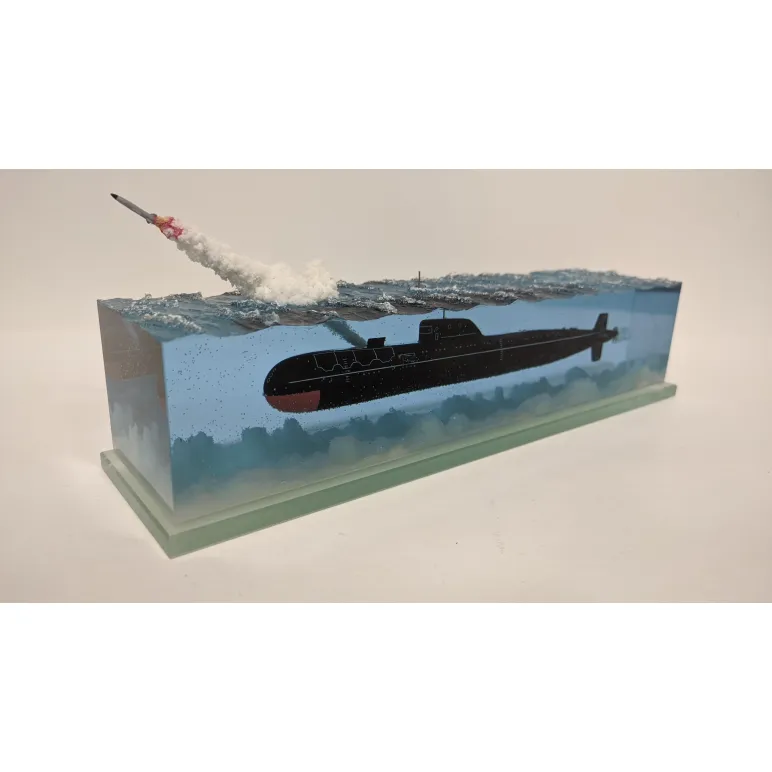 АПЛ ПРОЕКТ 670 "СКАТ" С ЛЮМИНОФОРОМ. ПОДВОДНАЯ ЛОДКА АПЛ Проект 670 "Скат" с люминофором. Подводная лодка