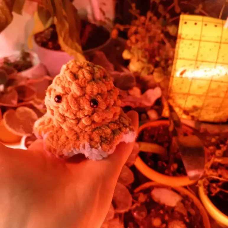 Мишка вязаный