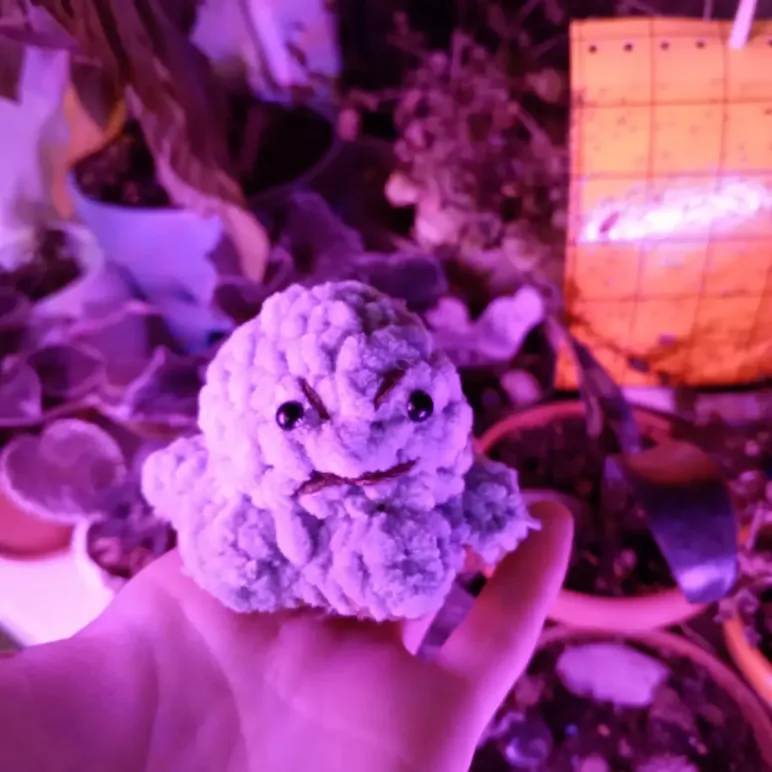 Мишка вязаный