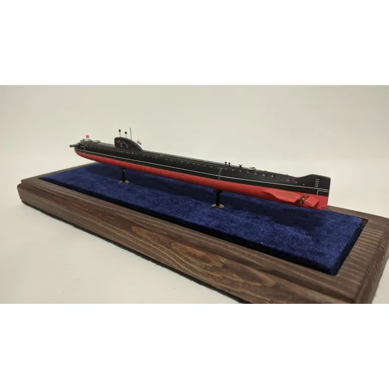 Модель АПЛ проект 627 "Кит". Подводная лодка