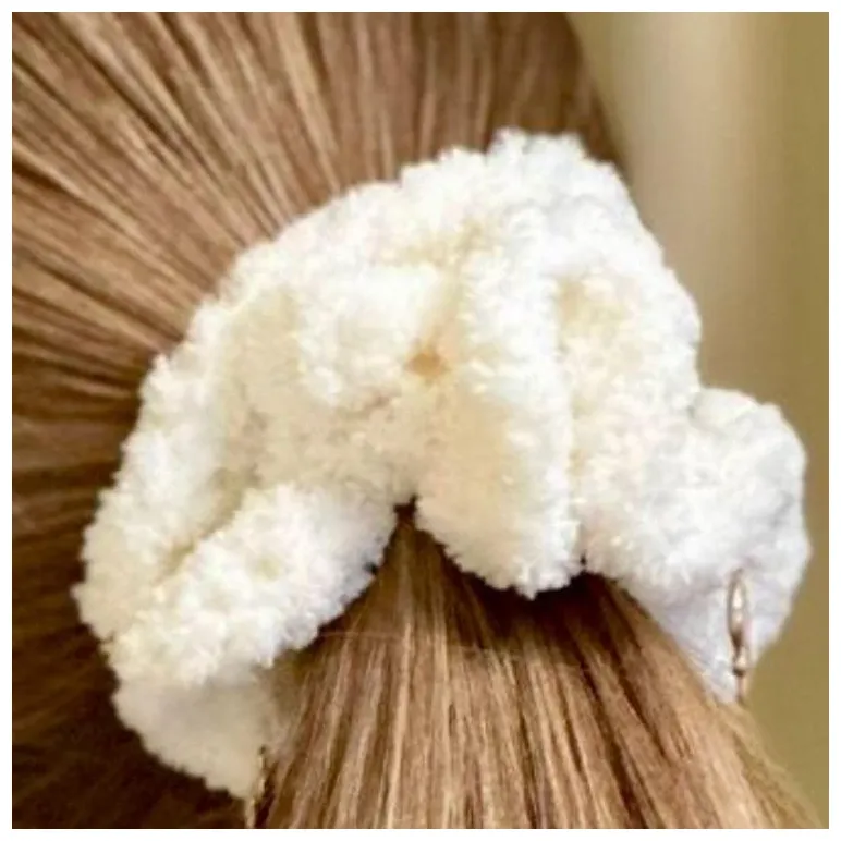 Резинка для волос с подвесками