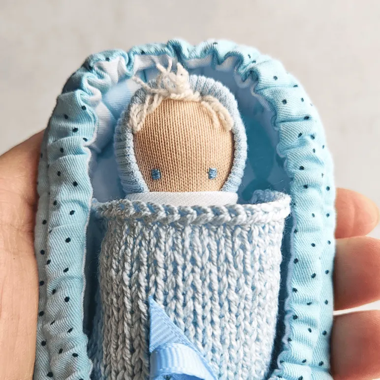 крошка в ладошке ручная работак крошка в ладошке ручная работак