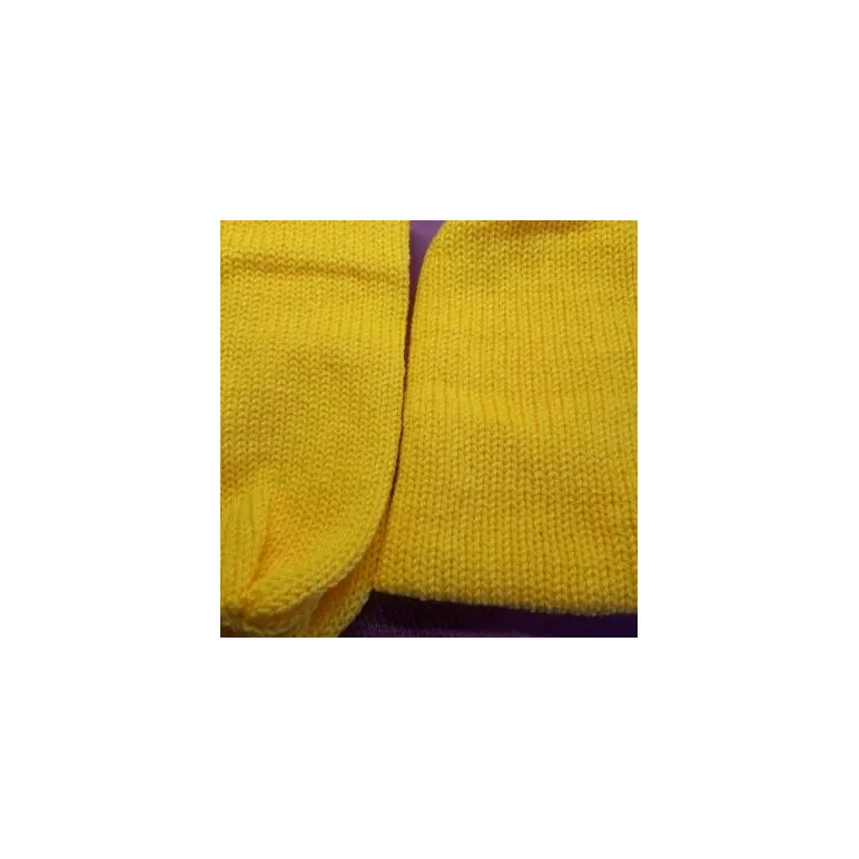 Шапка женская с шарфом ( цвет-желтый)