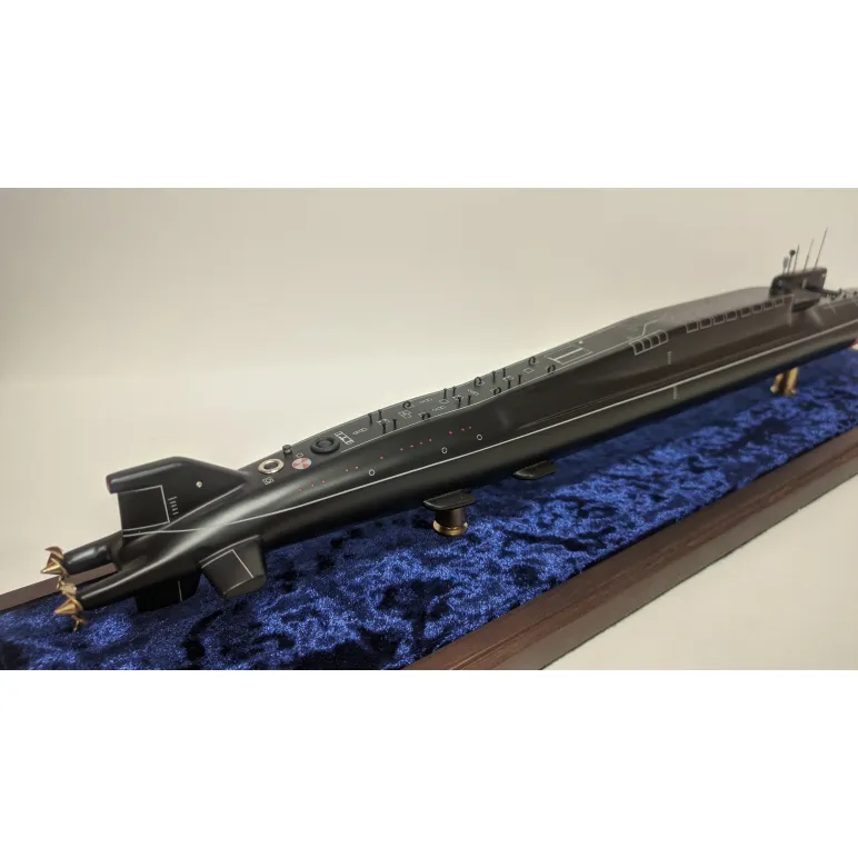 Модель АПЛ проекта 667БДРМ "Дельфин". Подводная лодка