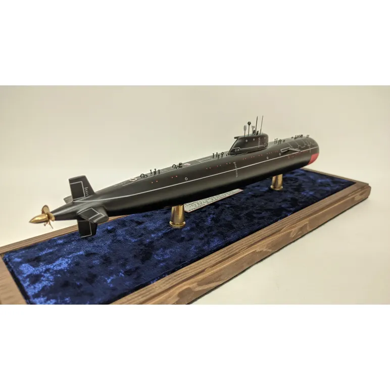 МОДЕЛЬ АПЛ 670 "СКАТ". ПОДВОДНАЯ ЛОДКА Модель АПЛ 670 "Скат". Подводная лодка