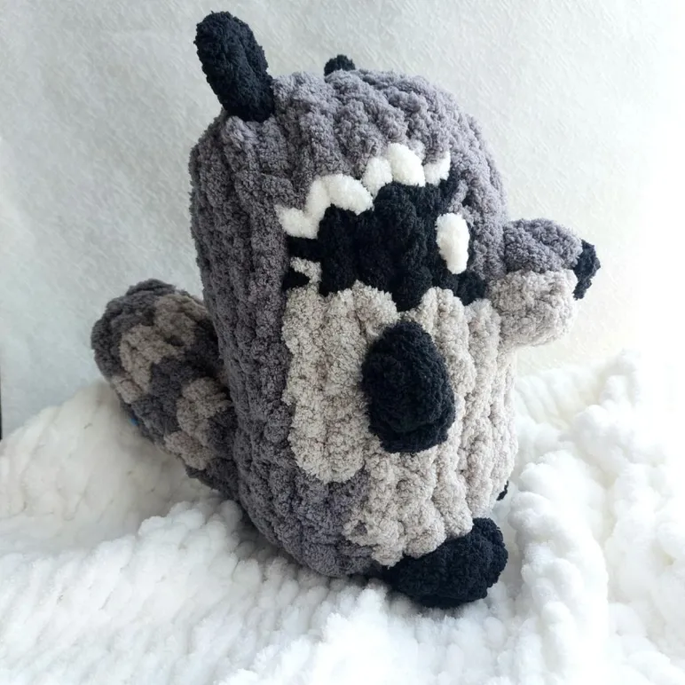 Мягкая игрушка плюшевый Енот перчик