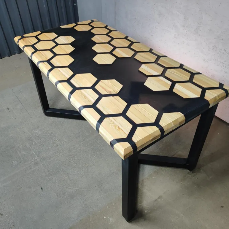 СТОЛ ИЗ МАССИВА ДУБА СОТЫ РЕКА Стол из массива дуба Соты река