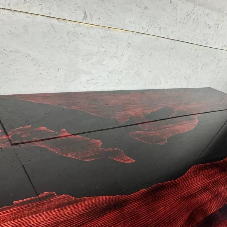 Стол из массива дуба с эпоксидной смолой река