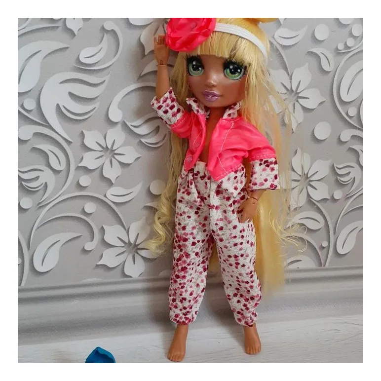 Одежда для кукол Рейнбоу.