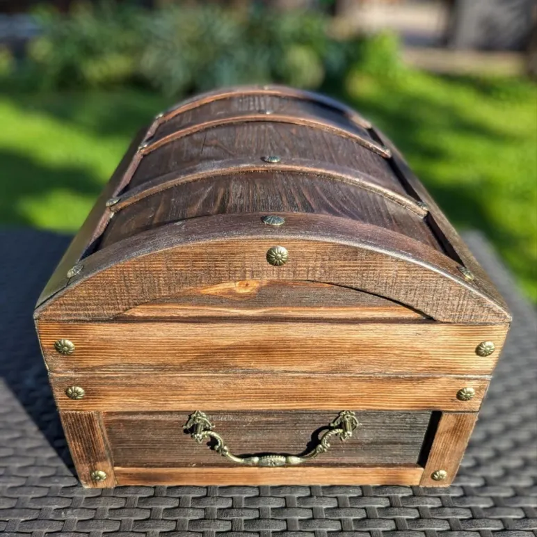 сундук деревянный ручной работы